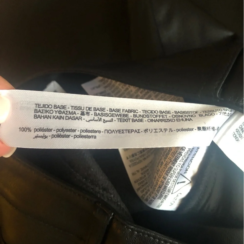 Zara faux leather pants. - Picture 5 of 7